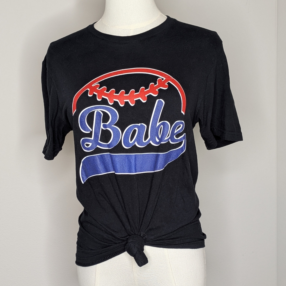 Baseball Babe Bridesmaid Bachelorette Top Shirt Sporty Cotton Tee T-Shirt Small